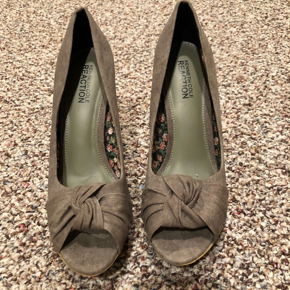 Kenneth Cole Reaction heels